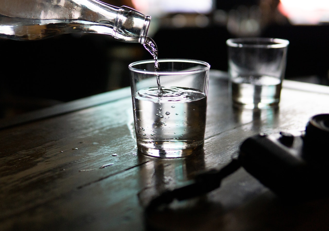 What Are the Benefits of Drinking 64 Oz. of Water Every Day?
