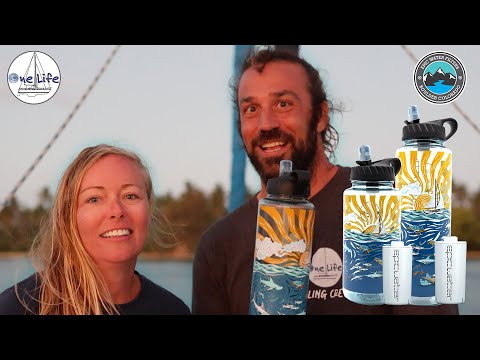 Load video: Nalgene OG Sailing One Life | 32 &amp; 48oz